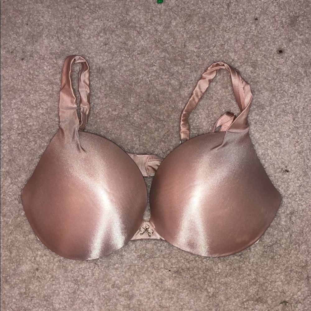 Victoria secret bra!
